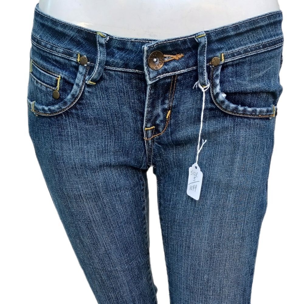 10497....MNG Straight leg Jeans Size 3